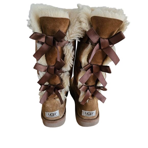 UGG Bailey Bow Tall Sheepskin Boots Chestnut Women’s 7 Flaws - Picture 2 of 11